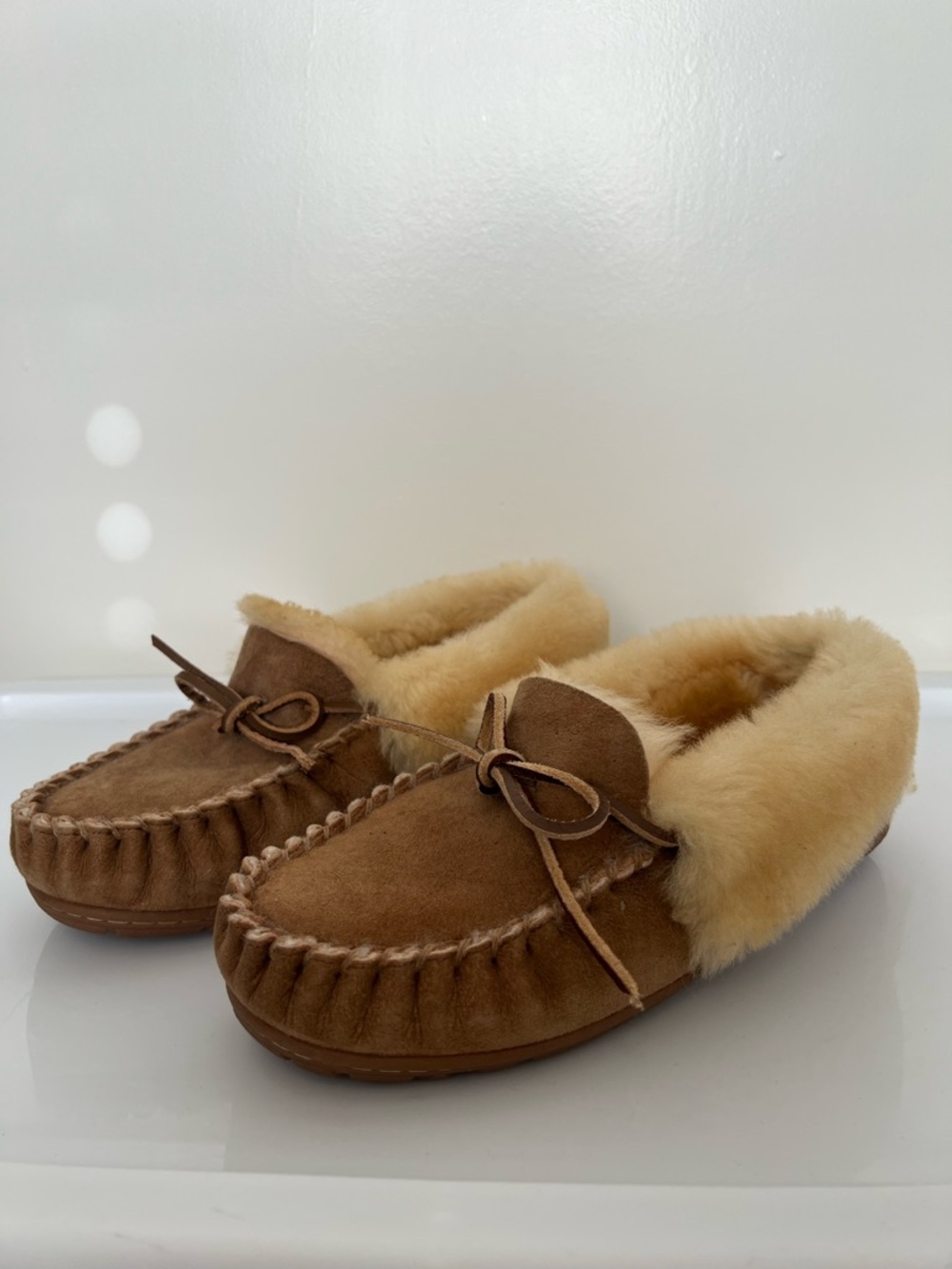 LL Bean Women's Wicked Good Moccasins 10W Wide